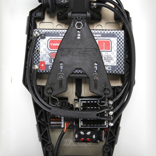 TLR03006_a15.jpg