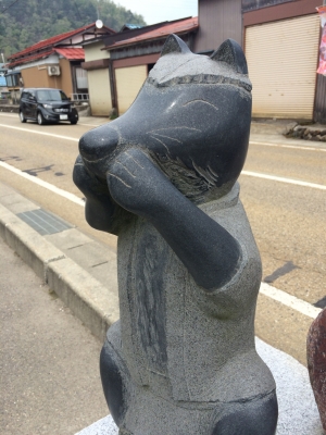狐の銅像