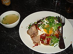 チャーシュー丼?