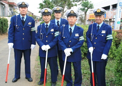 影の力です・交通指導員