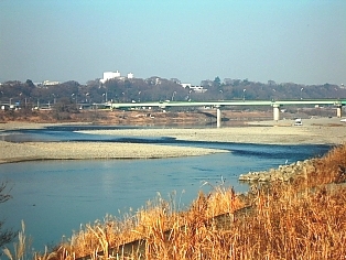 座架依橋遠景