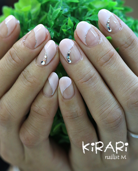 新品　ripinail リピネイル　フレンチ✖️ビジュー 取扱終了 More Couture フレンチラインシール | Nail Labo