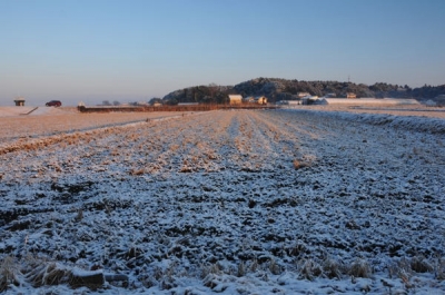 淡雪の田園風景