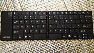 キーボードのアップ