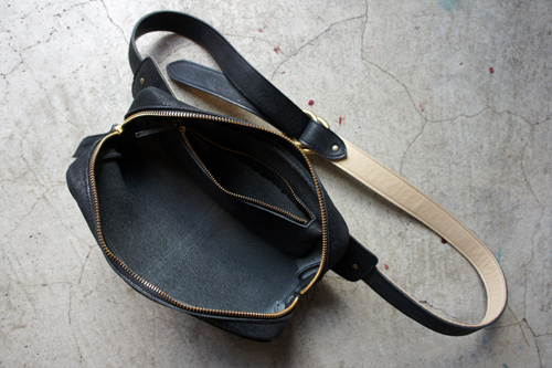 pouch.bk03.jpg