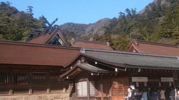 出雲神社へ