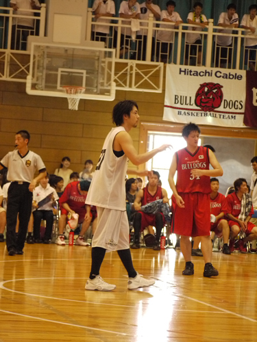 日立サンロッカーズ