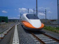 台湾高速鉄道700T型、高雄車輌基地(2004年8月)