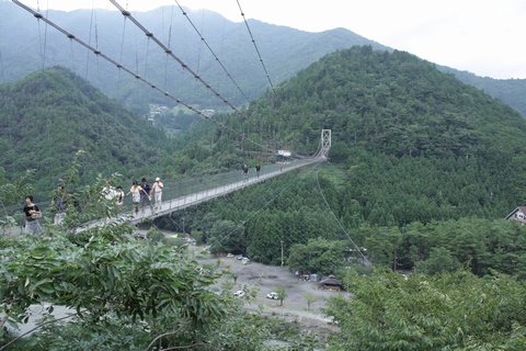 谷瀬のつり橋(全景)
