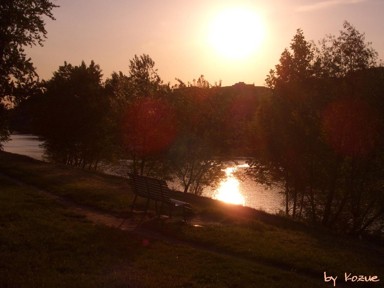 La panchina al sole del tramonto