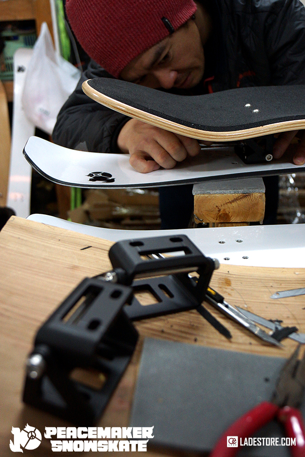 peacemaker_snowskate.jpg