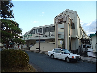 JR三沢駅