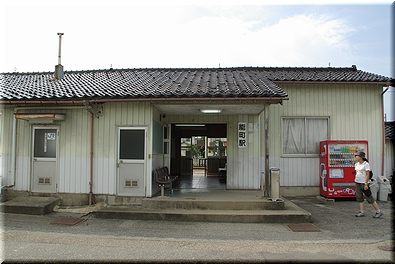 JR氷見線 能町駅