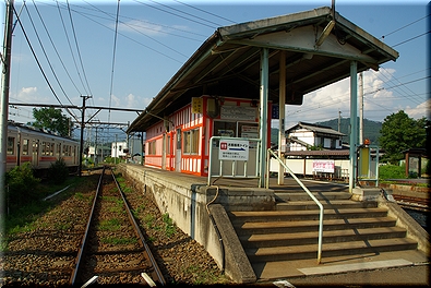 下之郷駅