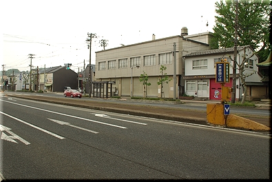 木田四ツ辻駅