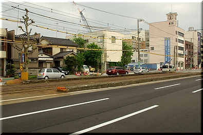 仁愛女子高校駅