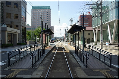 インテック本社前駅