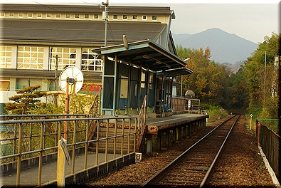 梅山駅