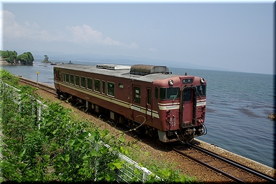 JR氷見線 キハ40