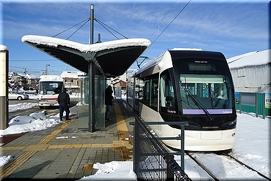 岩瀬浜駅