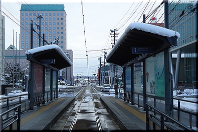 インテック本社前駅