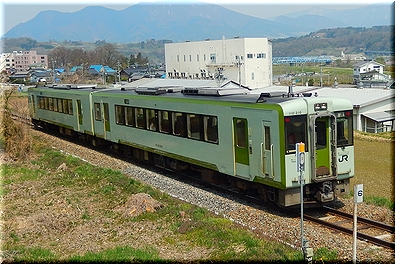 立ヶ花駅 - 上今井駅にて
