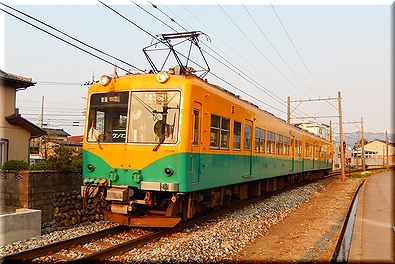 富山地方鉄道 カボチャ電車