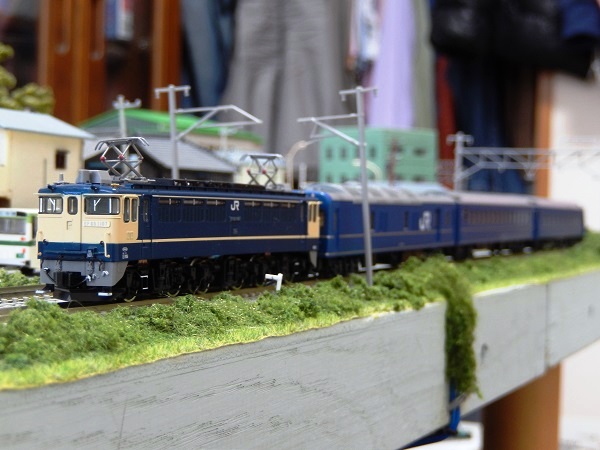 TOMIX EF65-1000（田端運転所）ディテールUP工事施行しました（＾＾ゞ