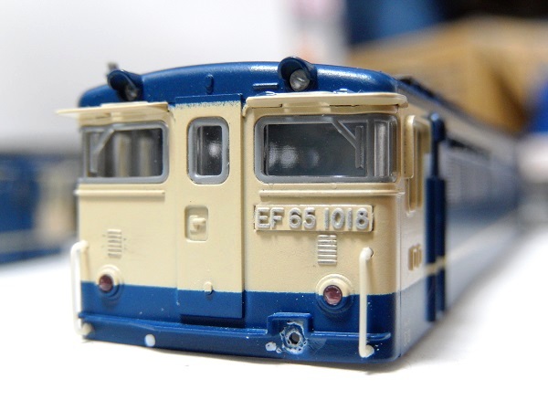 KATO Nゲージ鉄道模型 美品EF-65＋客車4両にオマケで貨物車2両です