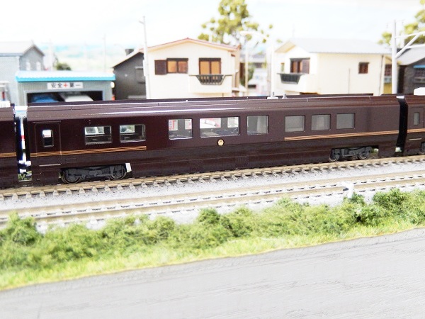 Nゲージ鉄道模型】KATO E655系 なごみ と特別車両 入線 (^^ゞ Nゲージ鉄道模型】KATO E655系 なごみ と特別車両 入線 (^^ゞ