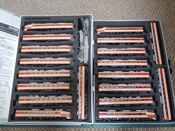 国鉄485系　TOMIX、KATO。 Japanese Model Trains - TOMIX HO GAUGE 1:80 Scale 485series