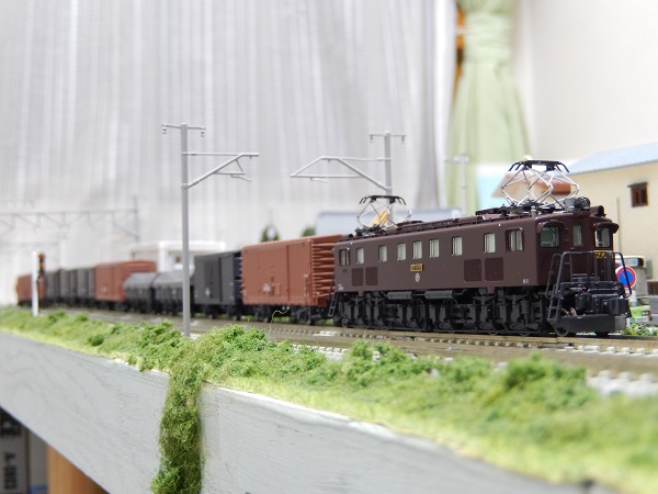 Nゲージ鉄道模型】【動画】KATO 八甲田 EF57牽引でヒガハス風