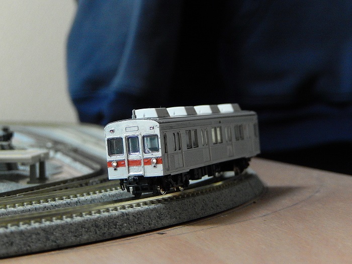Nゲージ鉄道模型】鉄コレ東急8000系 きらめきライトでライト点灯 Nゲージ鉄道模型】鉄コレ東急8000系 きらめきライトでライト点灯