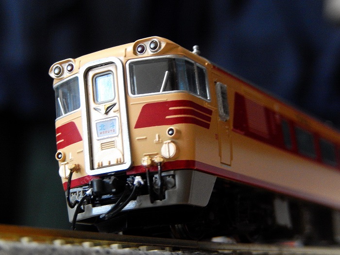 Nゲージ鉄道模型】＜国鉄名車両列伝シリーズ＞KATO キハ82系