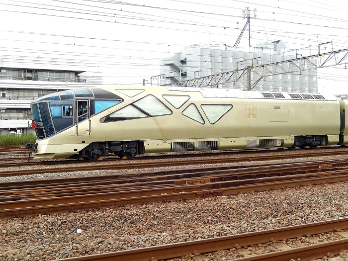 Nゲージ鉄道模型新製品発売情報】KATO10-1447 E001形＜TRAIN SUITE