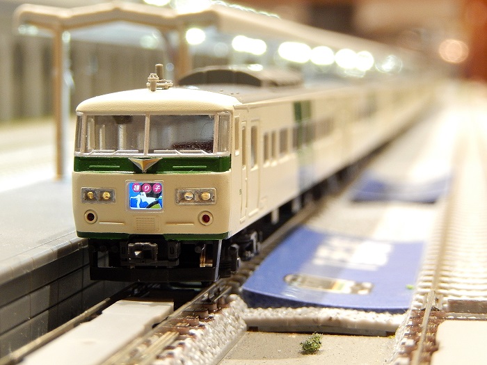 TOMIX185系フル編成15両編成