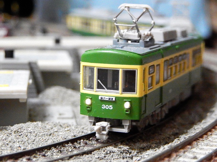 【ぜひご】 MODEMO NT135 江ノ島電鉄 300形「305F」クーラー交換 スキセのク