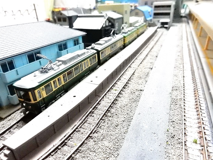 Nゲージ鉄道模型】モデモ江ノ電300形（305F)と20形（T）和賀野総合車両