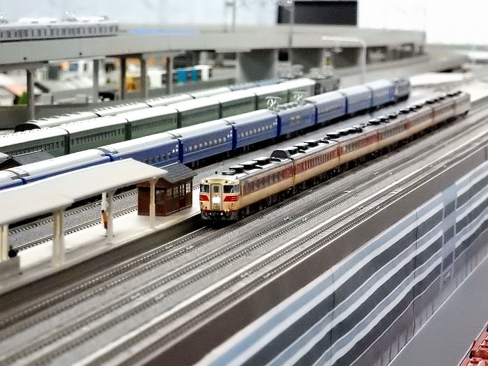 Nゲージ鉄道模型】KATOキハ82系特急「北斗」美軌模型店さんのきらめき
