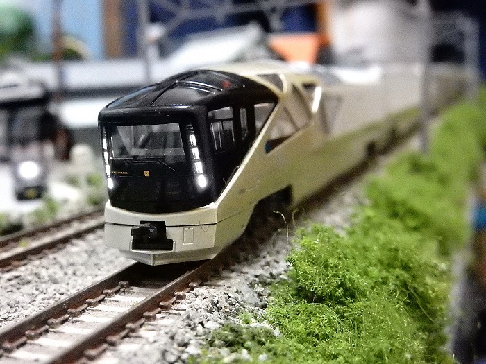 Nゲージ鉄道模型】＜入線報告＞TOMIX限定品 JR東日本 E001形「TRAIN