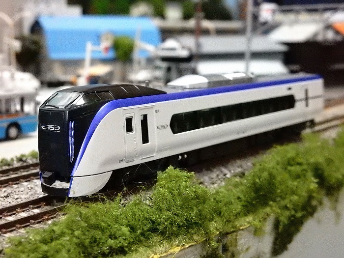 Nゲージ鉄道模型】＜入線報告＞KATO E353系「あずさ・かいじ」入線しま