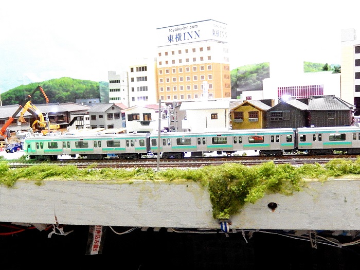 Zゲージ 鉄道模型ジオラマ レイアウト　引退品フルセット付　直接引取りの場合割引 Zゲージ 鉄道模型ジオラマ レイアウト 引退品フルセット付 直接引取り