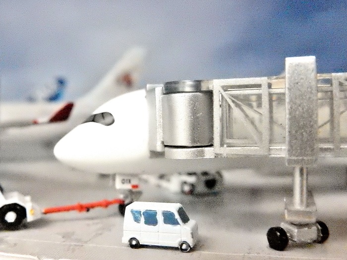 航空機事業部】＜空港地上支援車両シリーズ＞やなかデジタル