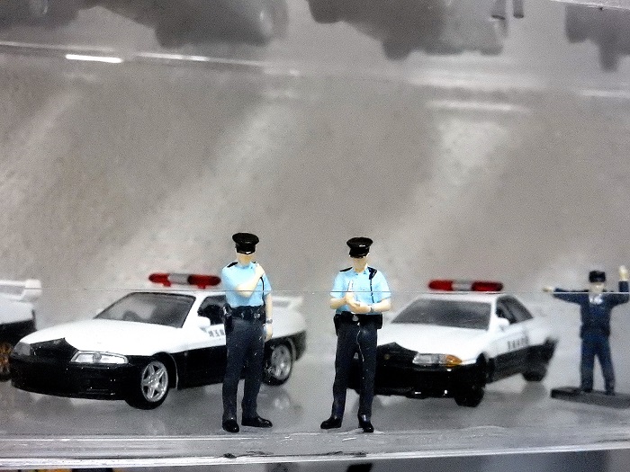自動車事業部】ミニカー×フィギュアで展示コーナーリニューアル演出を ...
