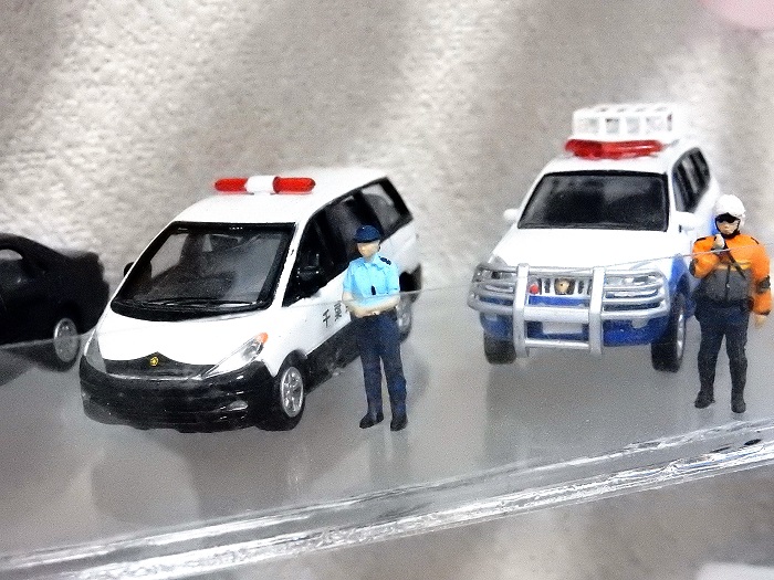 自動車事業部】ミニカー×フィギュアで展示コーナーリニューアル演出を ...