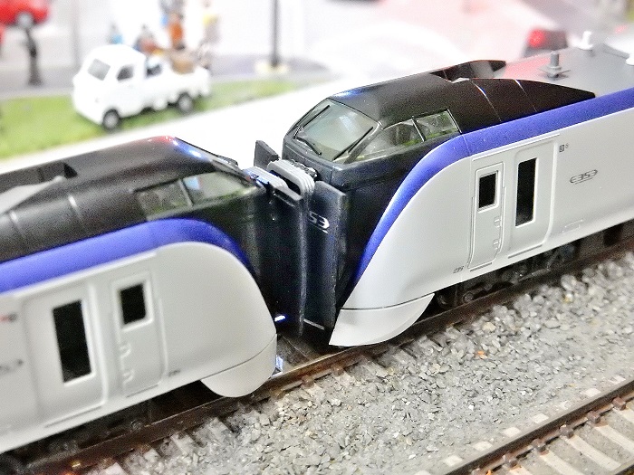 Nゲージ鉄道模型】KATO E353系 加工先頭車幌取付と方向幕貼付