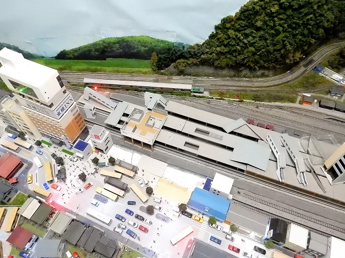 Nゲージジオラマ自宅新レイアウト製作記】＜和賀野駅建設工事KATO橋上