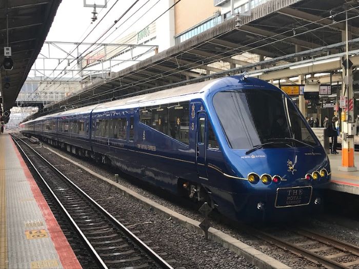 東急】伊豆急2100系THE ROYAL EXPRESSが四国へ！2024年に四国
