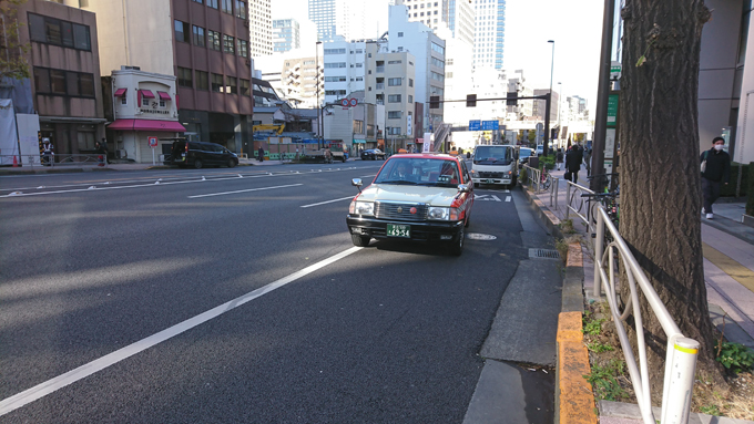 どん兵衛タクシー1.jpg