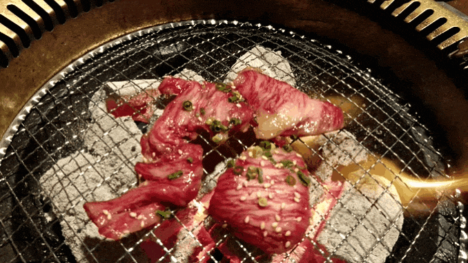 毎月１日恒例焼肉ぶがりのーし あれ 今日はお連れさんもご一緒 石垣島 Free Fowls Blog 石垣島ブログ